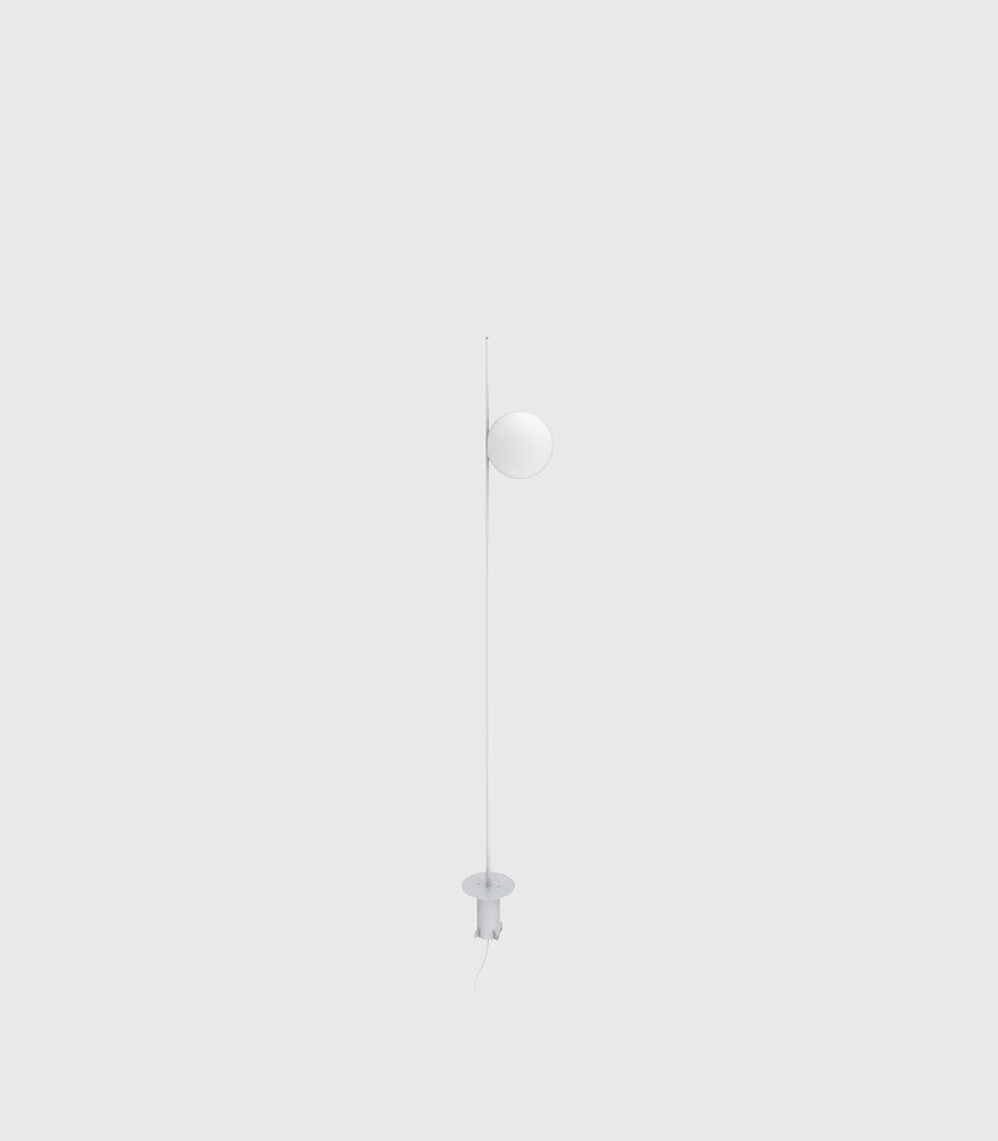 Karman Atmosphere Bollard Light in Matte White/ Small