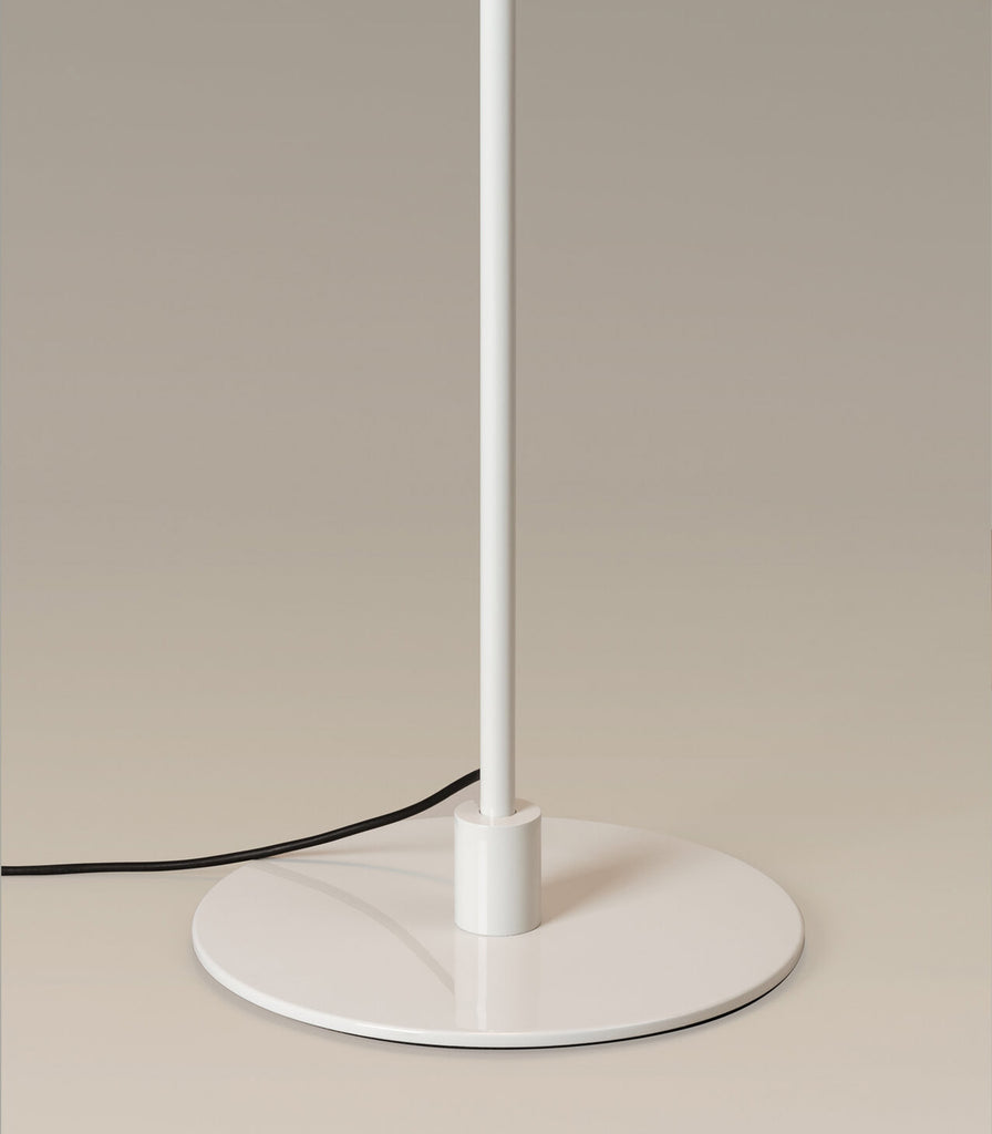Santa & Cole Fontana Alta Floor Lamp in Glossy White Grey closeup