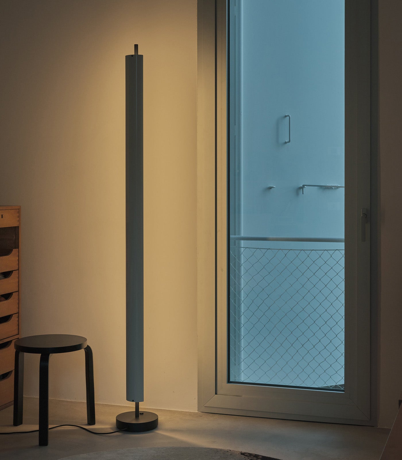 Ilio floor lamp discount