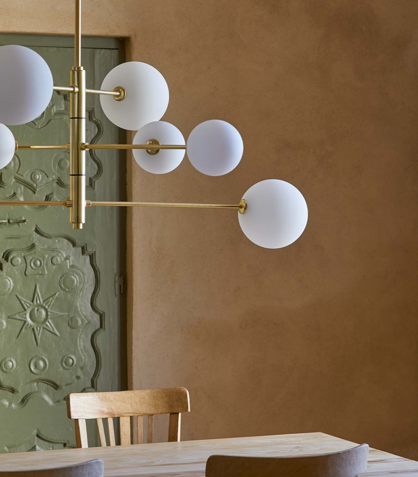Atom Pendant Light | Lighterior