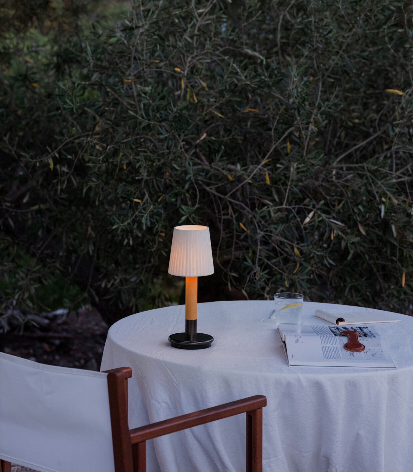 Portable led lamp outdoor deals