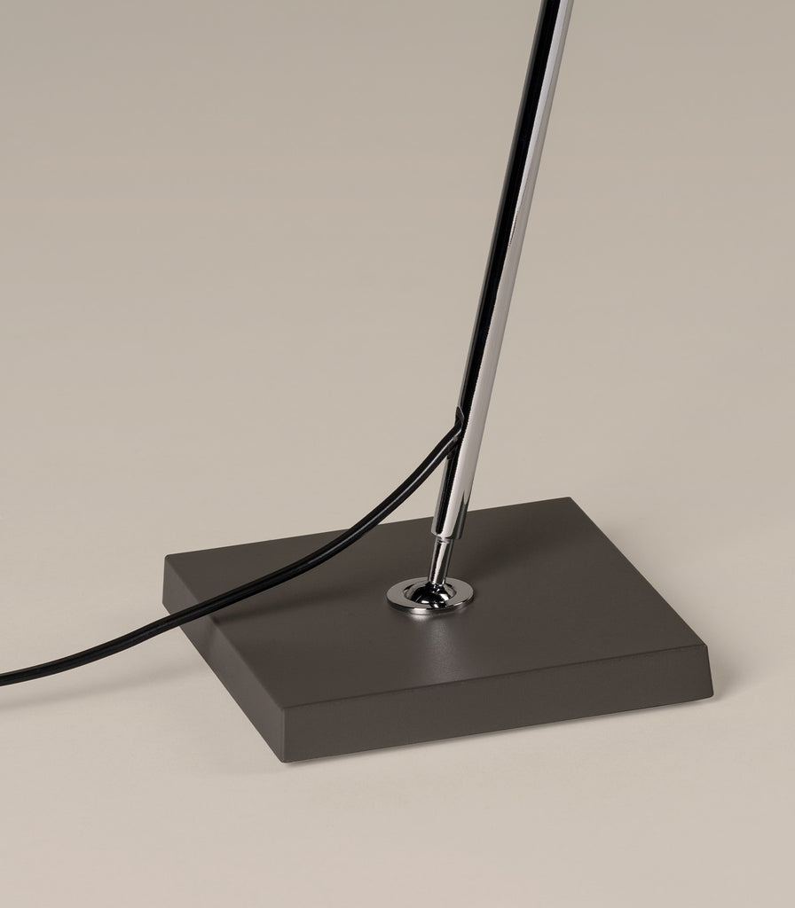 Santa & Cole Gira Table Lamp in Black Anodized Aluminuim