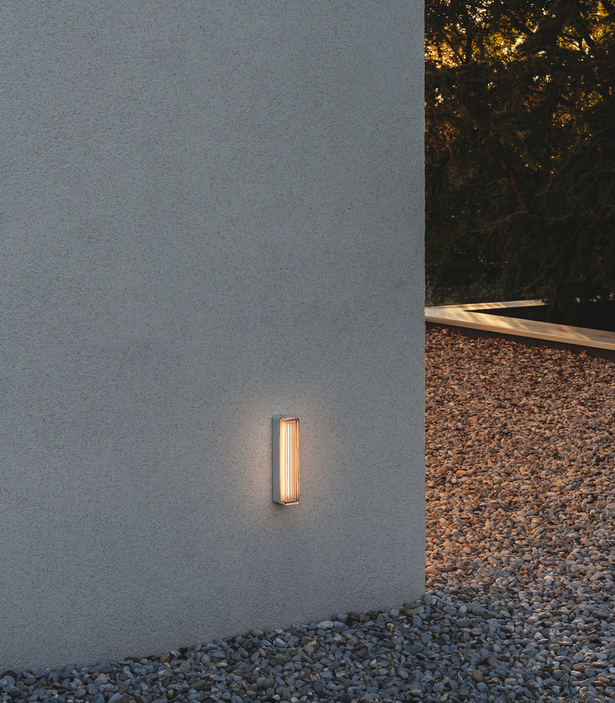 Santa & Cole Estadio Singular Wall Light features within interior space