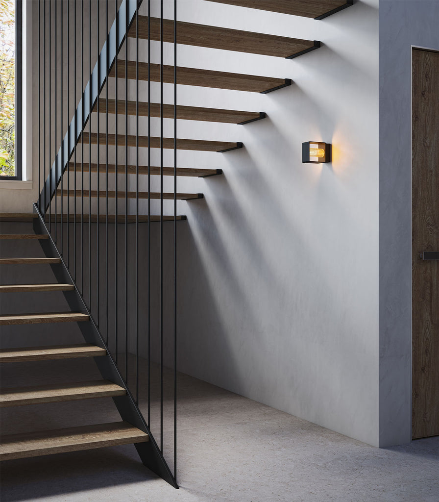 Frame Wall Light | Lighterior
