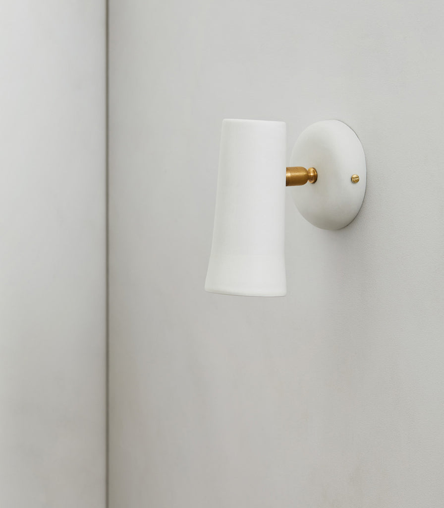 Studio Enti Dusked Evo Wall Light featured within interior space