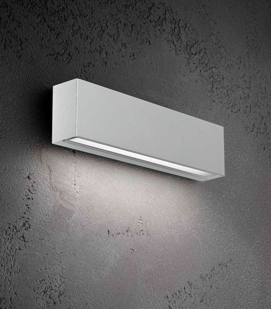 Ai Lati Slat Wall Light in White / Small