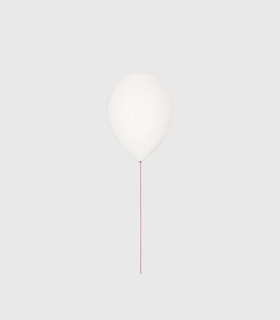 Estiluz Balloon Wall Light featured in White