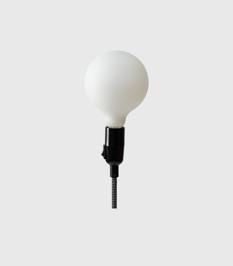 Nordic Fusion Cord Floor Lamp in Black with White Cord