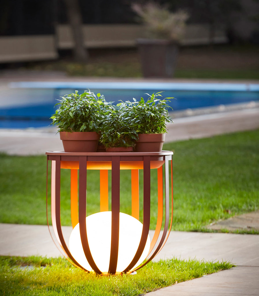 Estiluz Bols Outdoor Floor Lamp featured within outdoor space