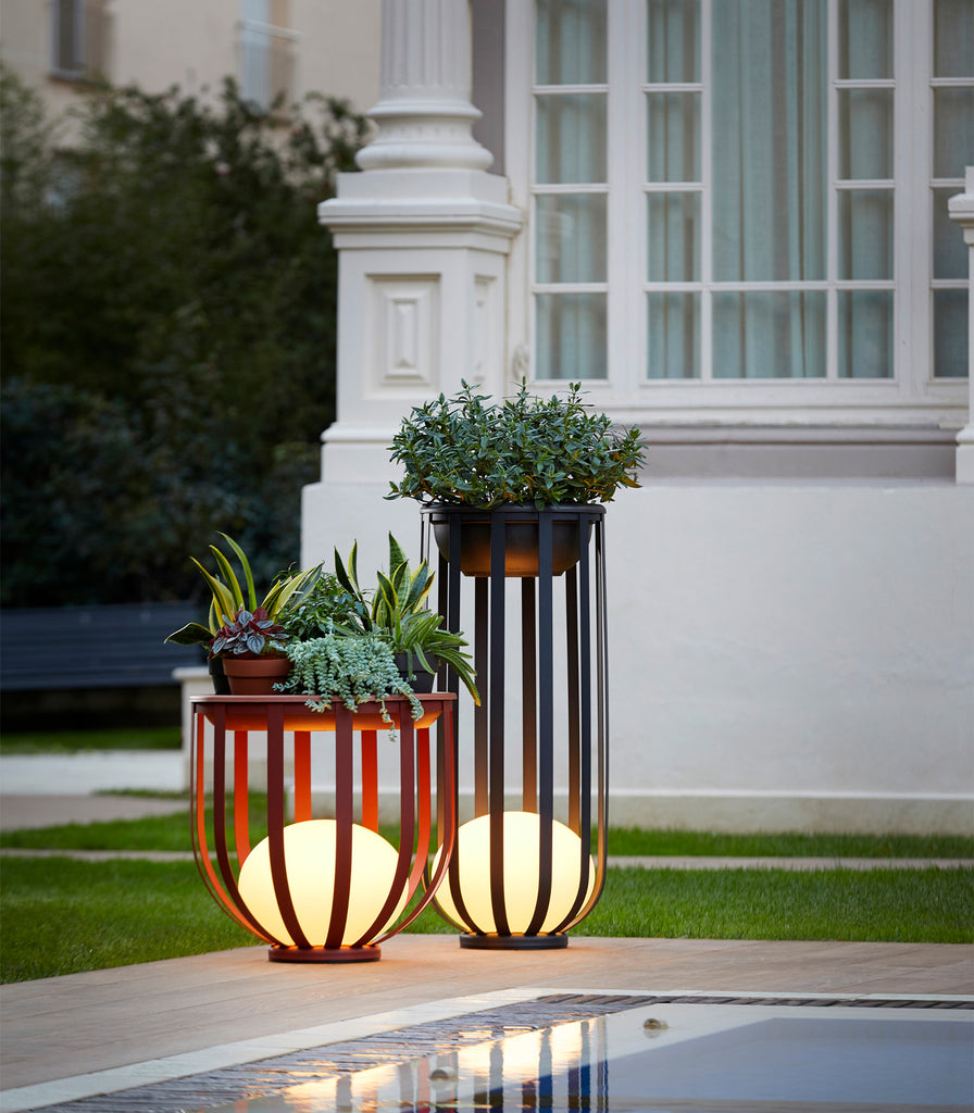 Estiluz Bols Tall Outdoor Floor Lamp in Oxide Red