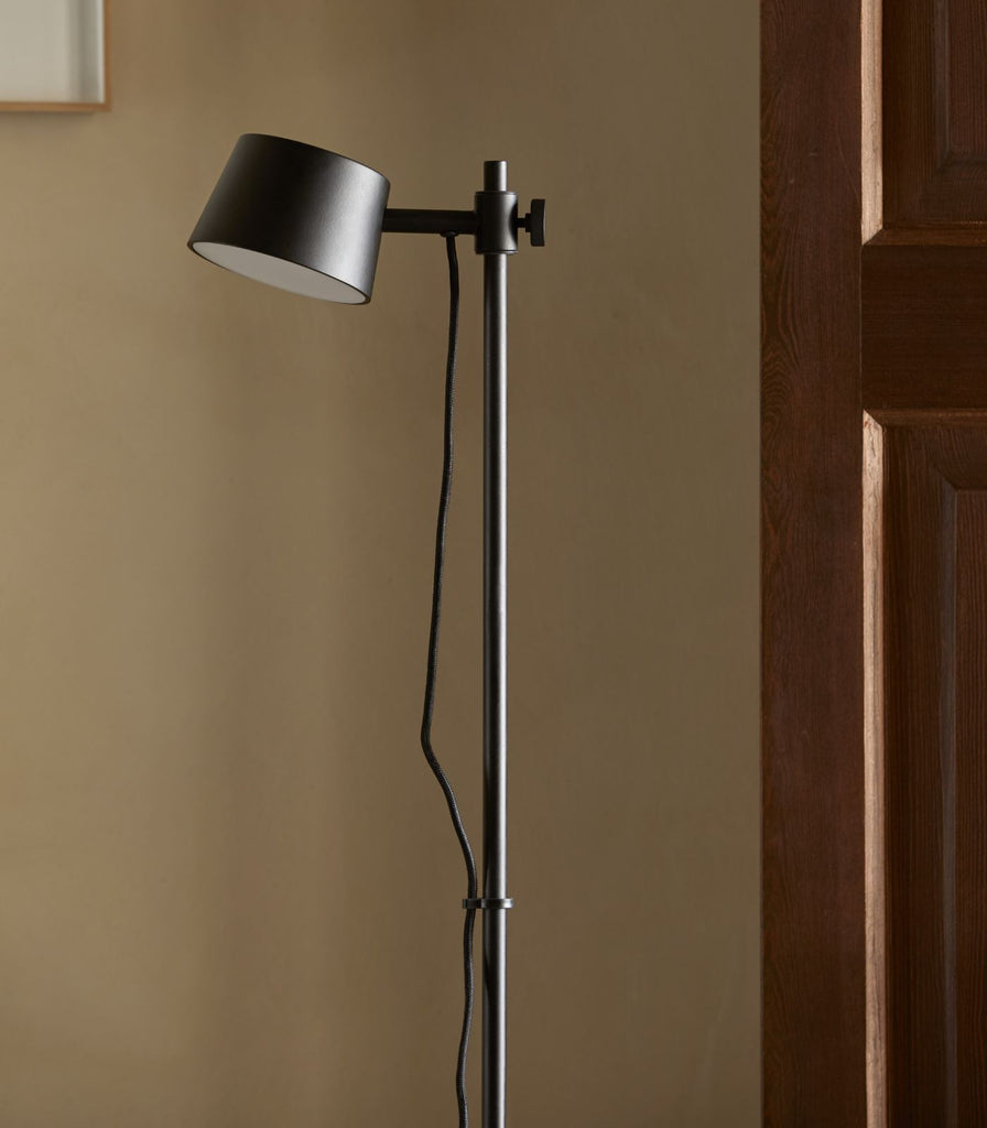 Aromas Nera Floor Lamp in Matte Black close up