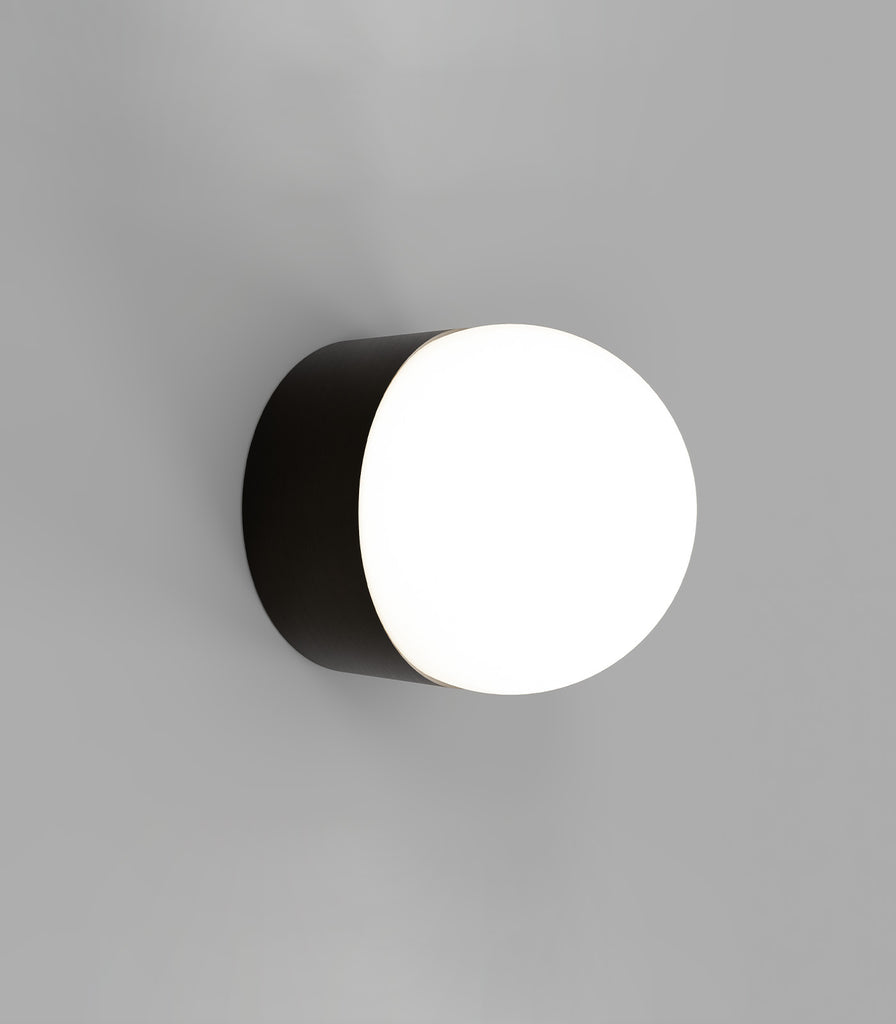 Lighting Republic Orb Sur Wall Light medium iron