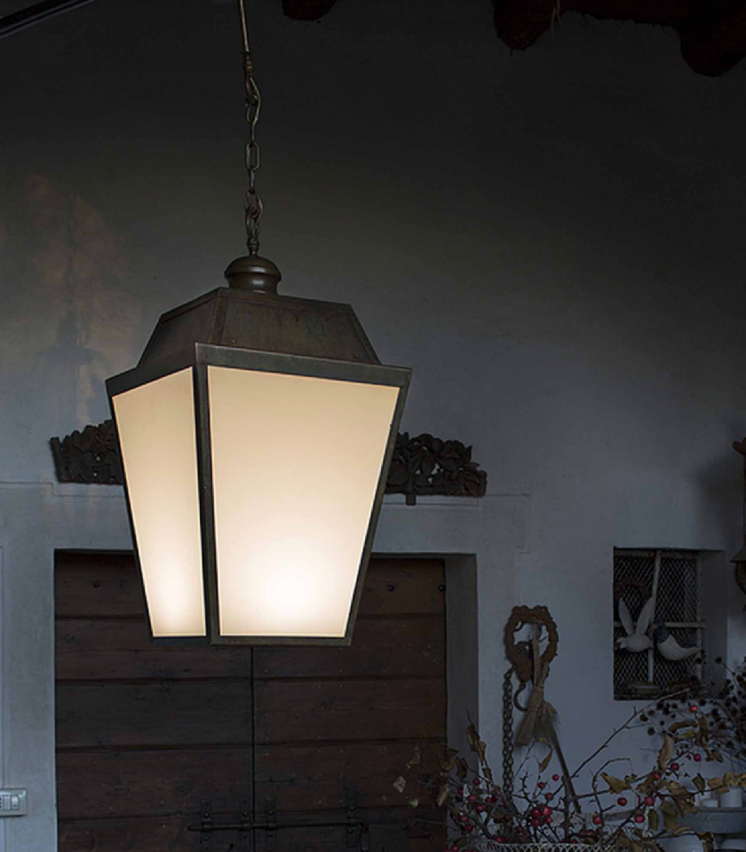 Quadro Pendant Light Lighterior