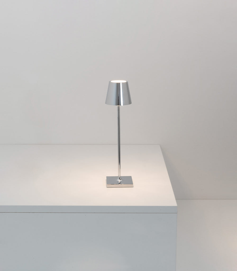 Ai Lati Poldina Micro Table Lamp in Silver leaf