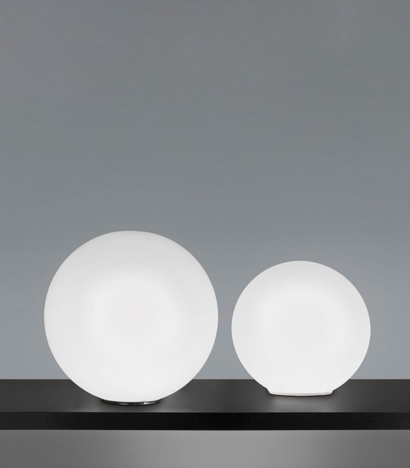 Ai Lati Sferis Table Lamp in Matte White / Mini and Small