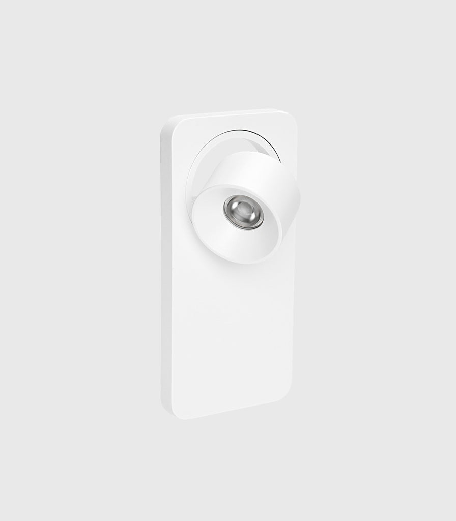Linea Light Beebo Wall Light in White