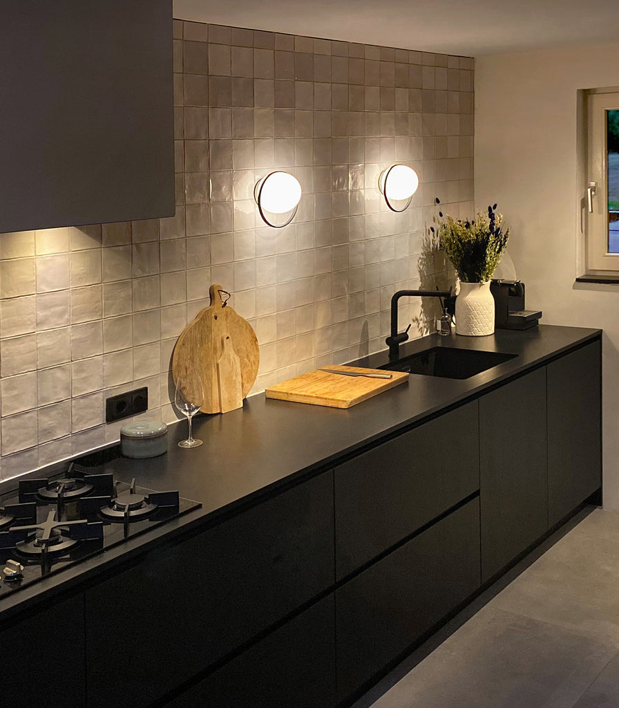 Estiluz Circ Ring Wall Light featured in kitcehn