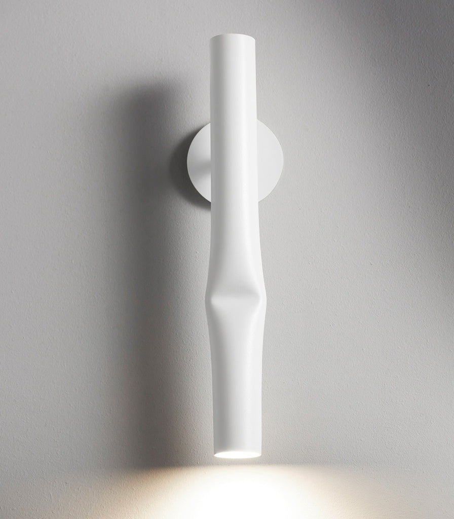 Estiluz Flow Wall Light in White