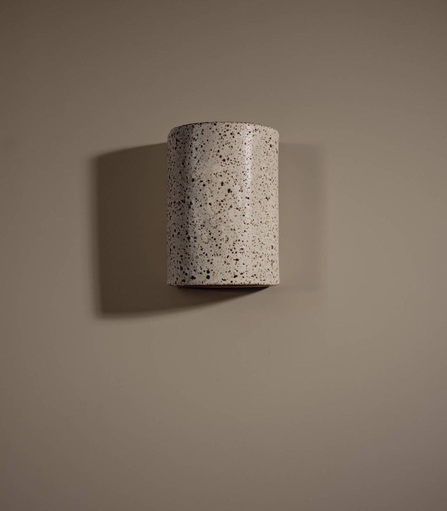 We Ponder Dusk Short Wall Light in Fleck/Eggshell White